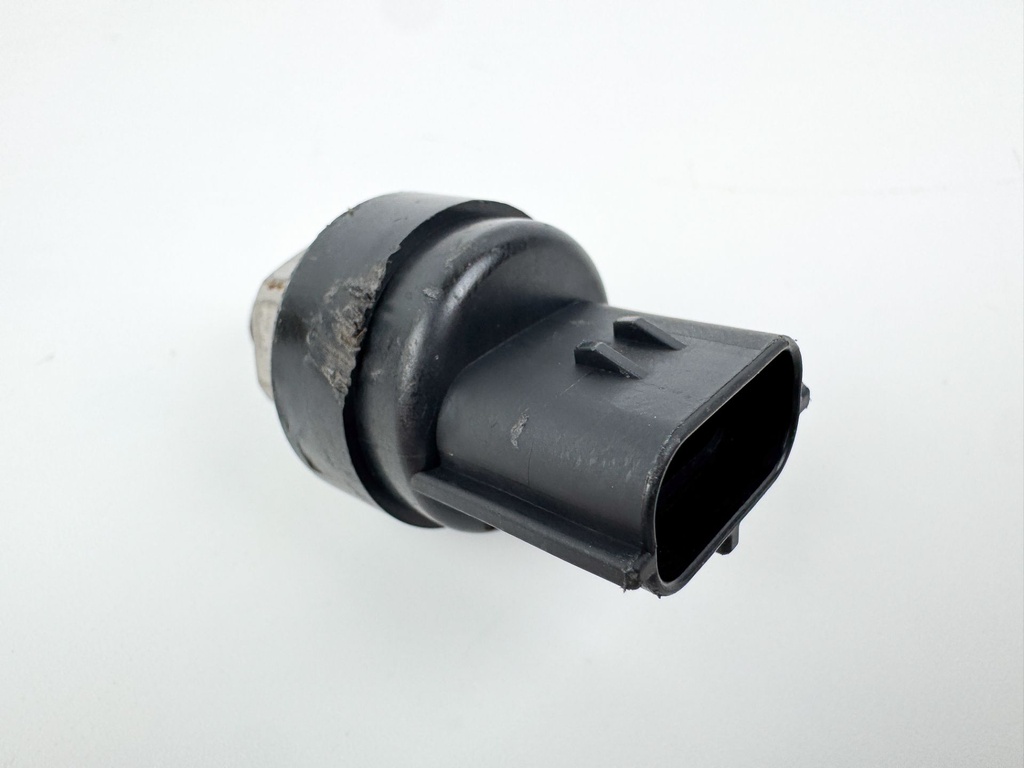 Yamaha Outboard Oil Pressure Sensor 69J-83651-00-00