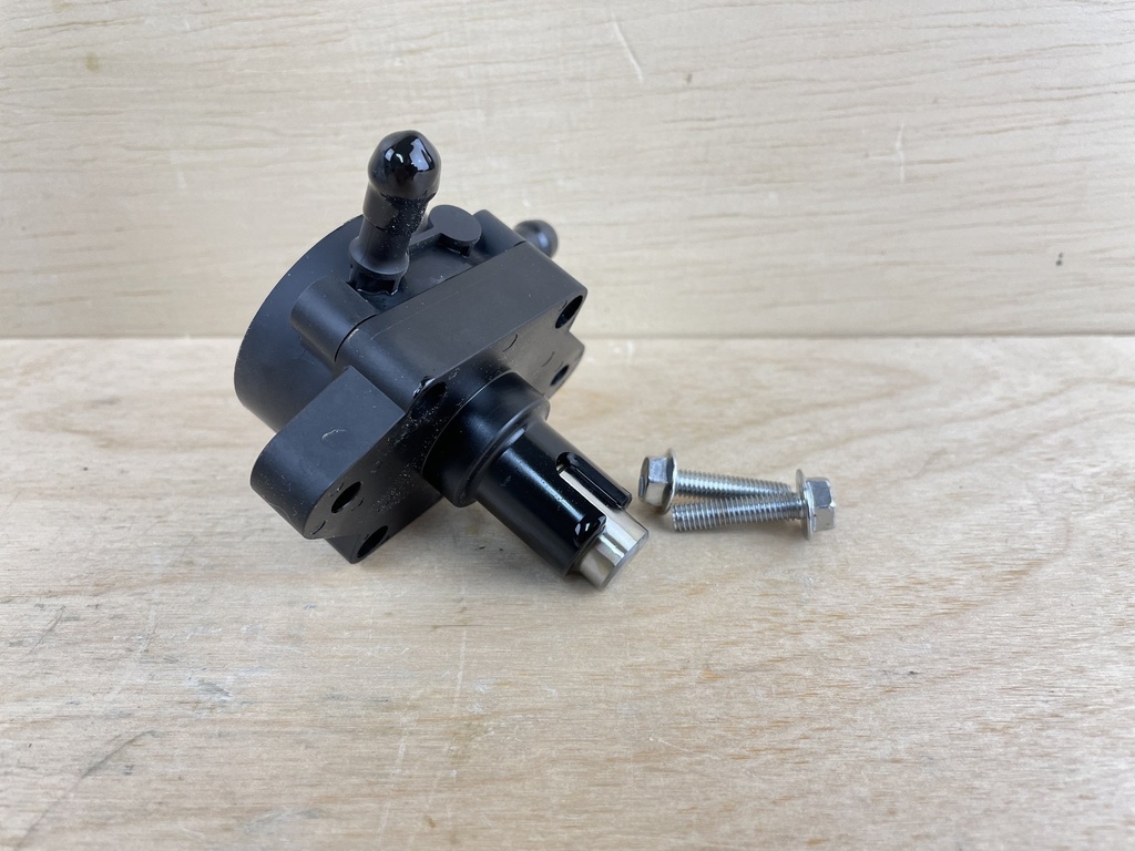 2005 Suzuki 90HP 4 Stroke Outboard Fuel Pump Assembly 15100-90J11