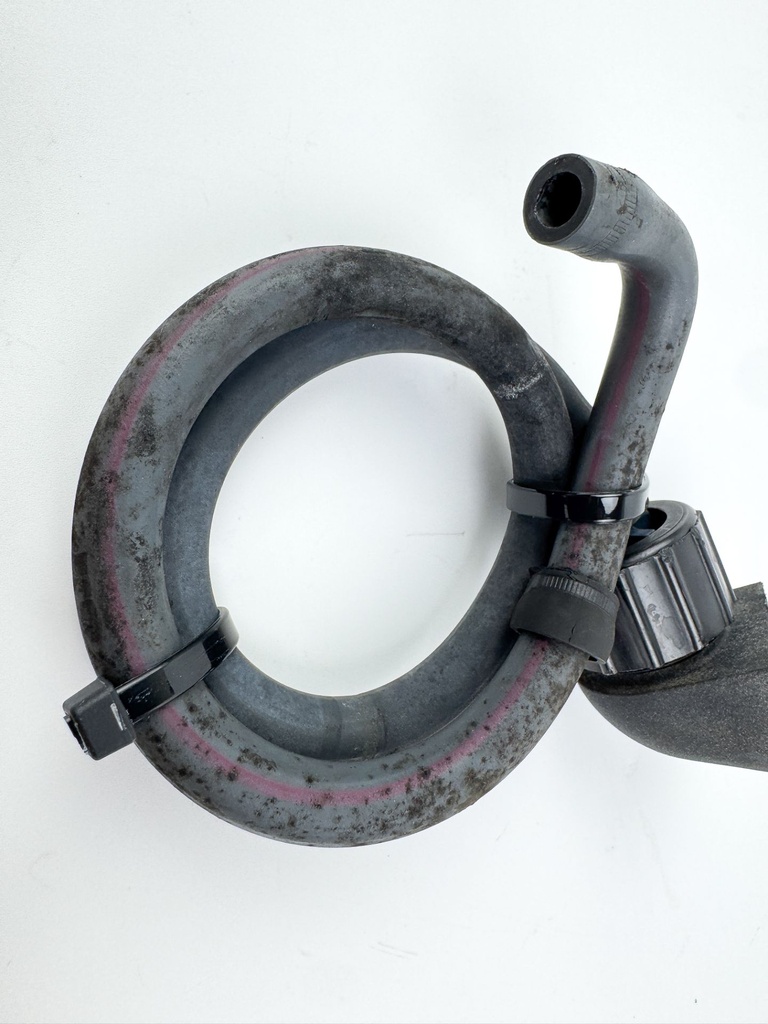 2004 Yamaha 150 HP 4 Stroke Outboard Fresh Water Flush Port 63P-42541-00-00 OEM