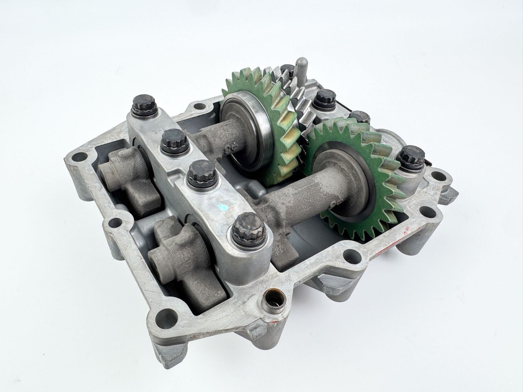 2004 Yamaha 150 HP 4 Stroke Outboard Balancer Assembly 63P-11500-00-00 OEM