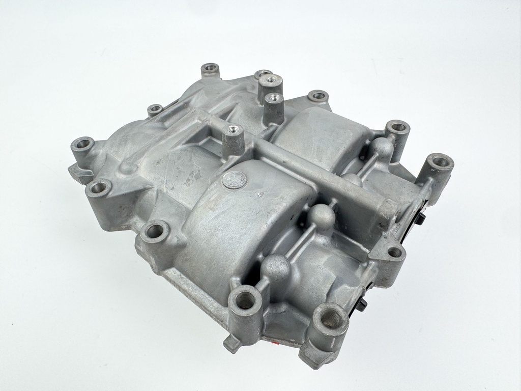 2004 Yamaha 150 HP 4 Stroke Outboard Balancer Assembly 63P-11500-00-00 OEM