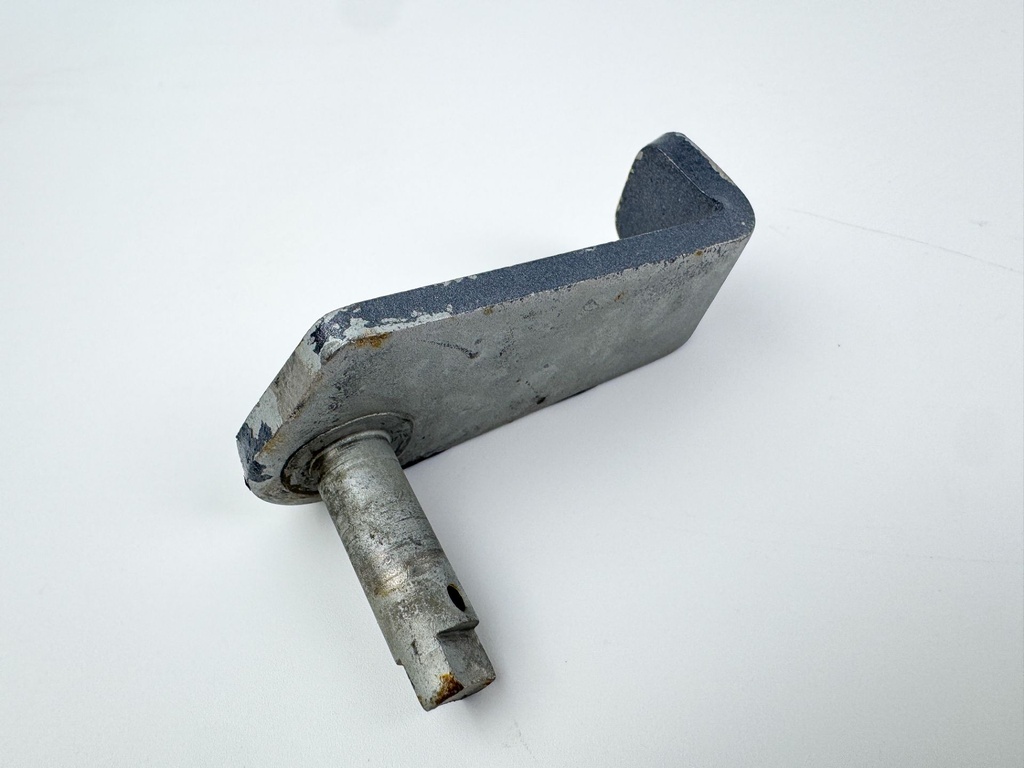 2004 Yamaha 150 HP 4 Stroke Outboard Tilt Stop Lever 6G5-43181-02-00 OEM