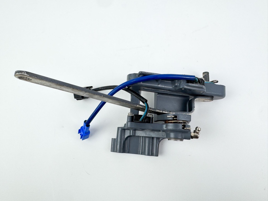 2004 Yamaha 150 HP 4 Stroke Outboard Shift Switch & Bracket 60V-8259F-01-00 OEM