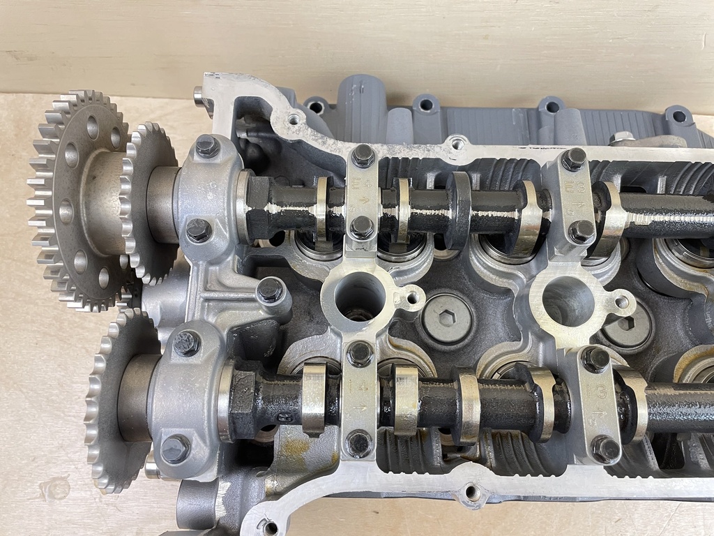 2005 Suzuki 90HP 4 Stroke Outboard Cylinder Head 11100-90J11 - Parts