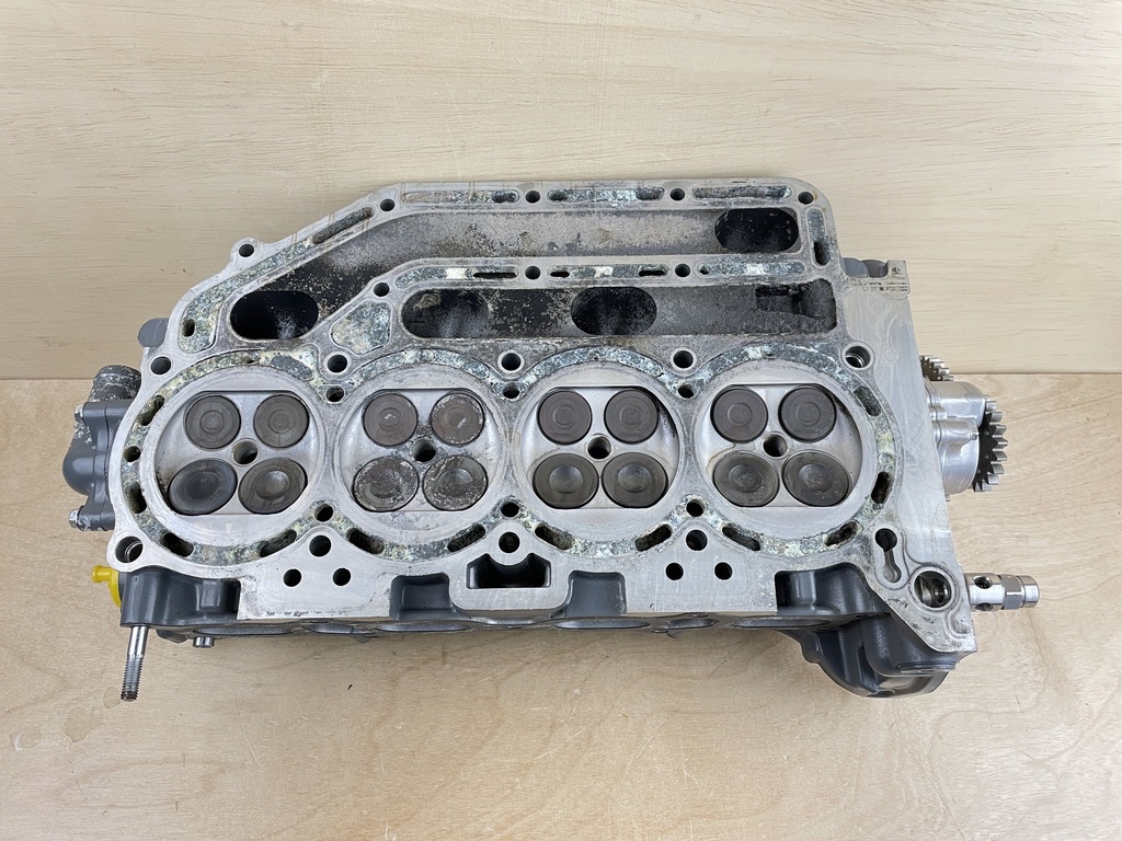 2005 Suzuki 90HP 4 Stroke Outboard Cylinder Head 11100-90J11 - Parts
