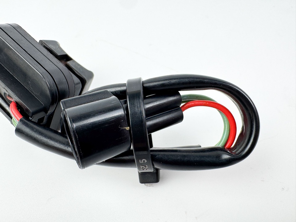 2004 Yamaha 150 HP 4 Stroke Outboard Trim Switch 69J-82563-00-00 OEM