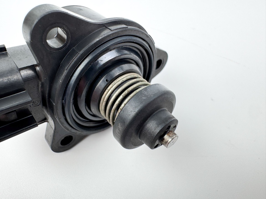 2004 Yamaha 150 HP 4 Stroke Outboard Idle Speed Control Valve ISC IAC 63P-1312A-00-00 OEM