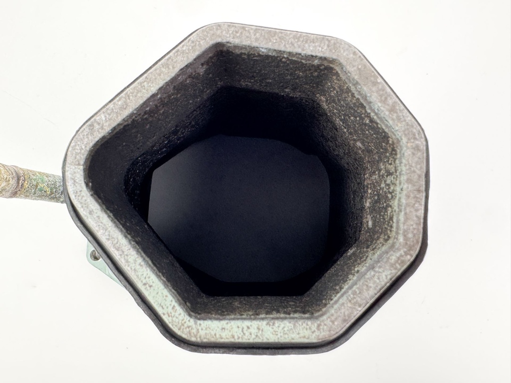 2004 Yamaha 150 HP 4 Stroke Outboard Exhaust Muffler 63P-14711-00-5B OEM