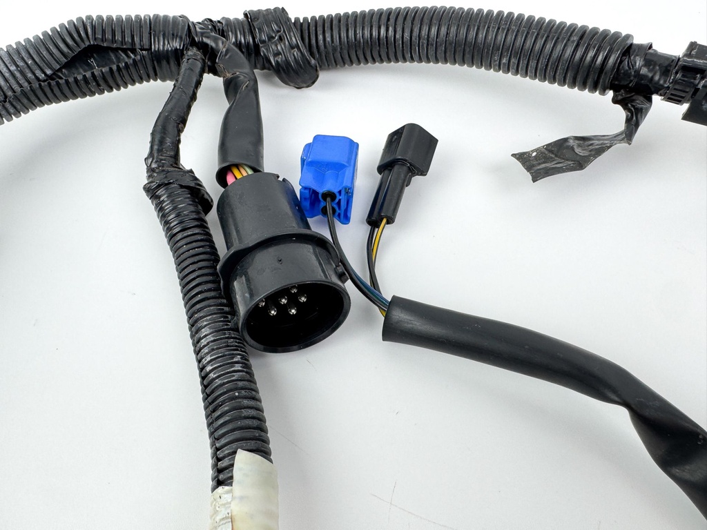 2004 Yamaha 150 HP 4 Stroke Outboard Engine Wire Harness 63P-82590-10-00 OEM