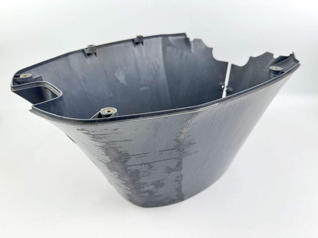 2004 Yamaha 150 HP 4 Stroke Outboard Lower Apron Cover 63P-42741-00-8D OEM