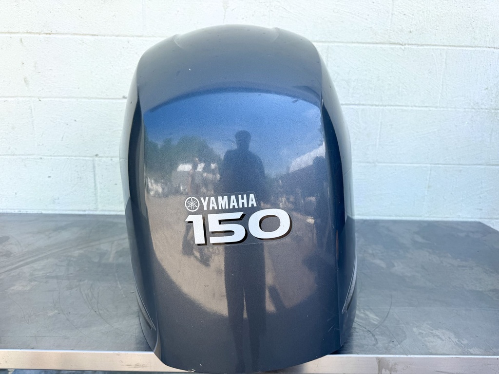 2004-2011 Yamaha 150HP 4 Stroke Outboard Top Cover Cowling Hood