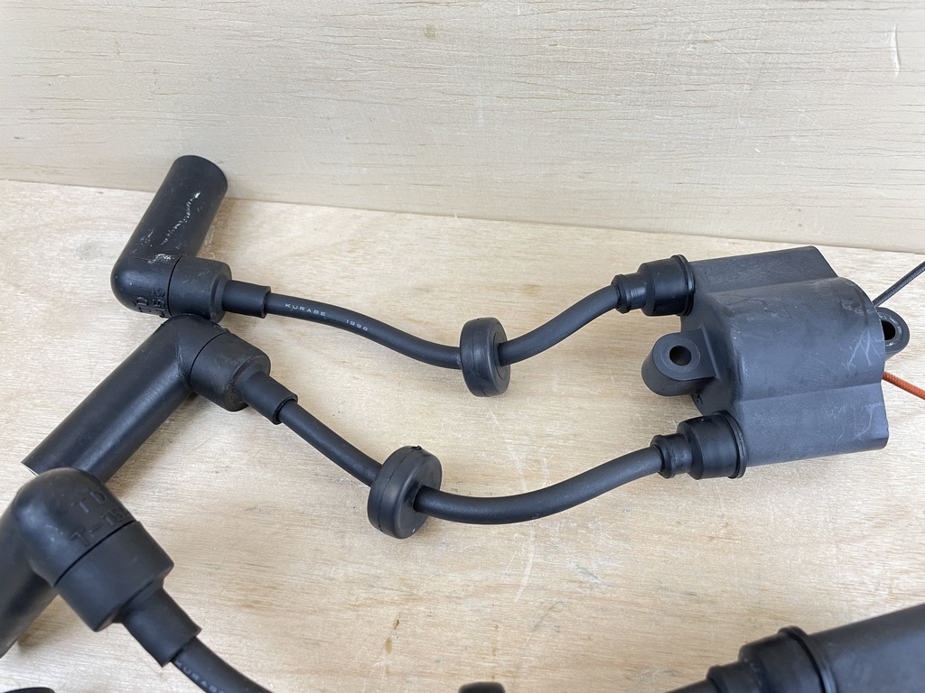 1999 Yamaha 50HP 4 Stroke Outboard Ignition Coil Set 62Y-85570-00-00