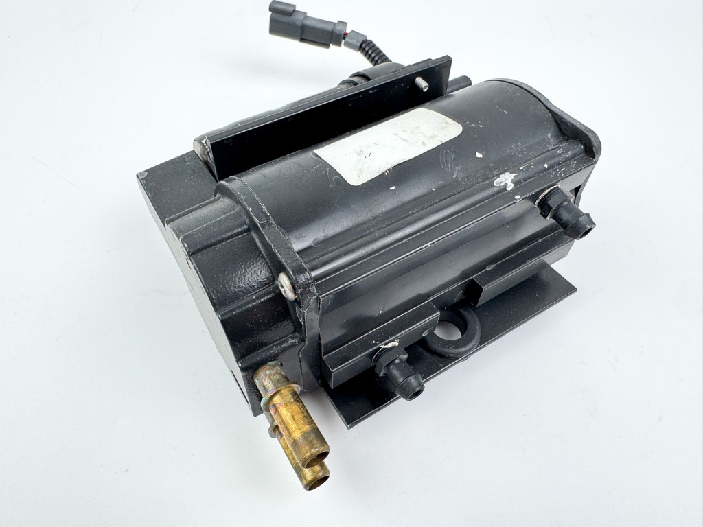 2005 Evinrude 115 HP 2 Stroke Outboard Vapor Separator Tank VST 5004428 Repair