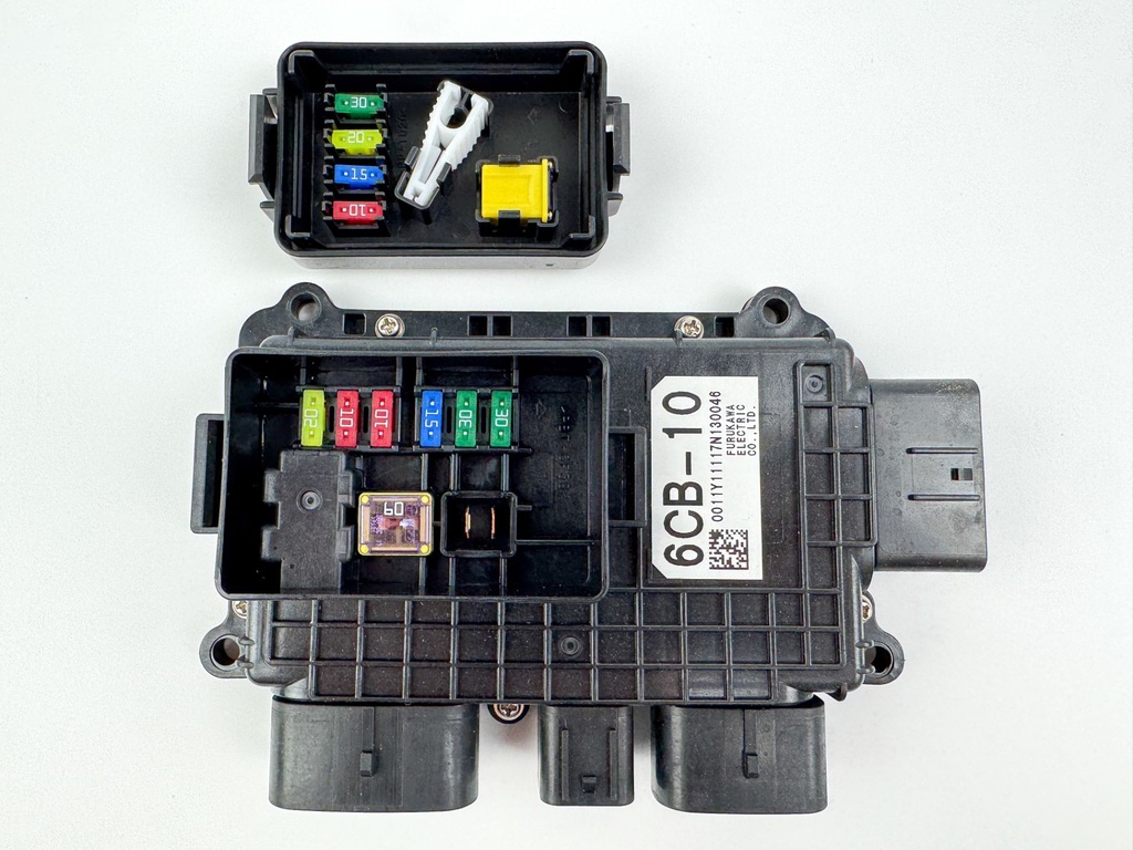 2010 Yamaha 250 HP 4 Stroke Outboard Fuse Box 6CB-82170-00-00 OEM