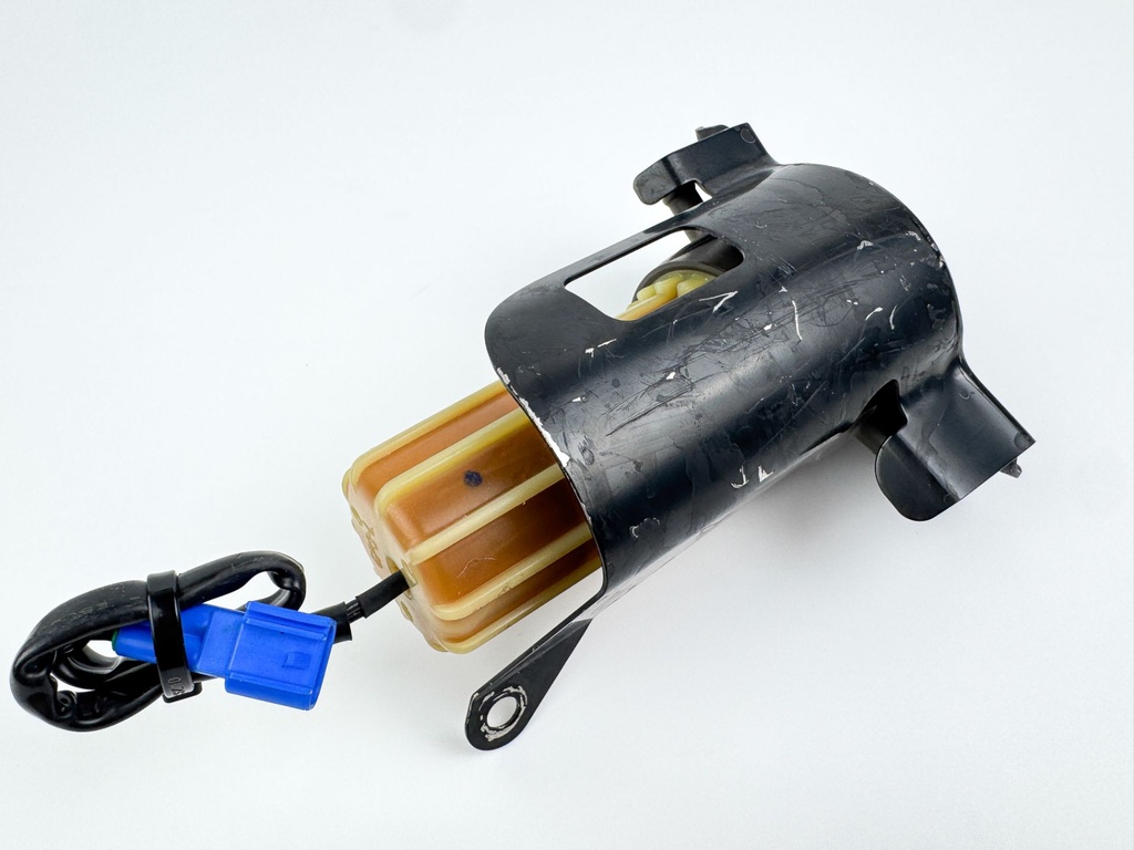 2010 Yamaha 250 HP 4 Stroke Outboard Fuel Filter Assembly 6P3-24560-20-00 OEM