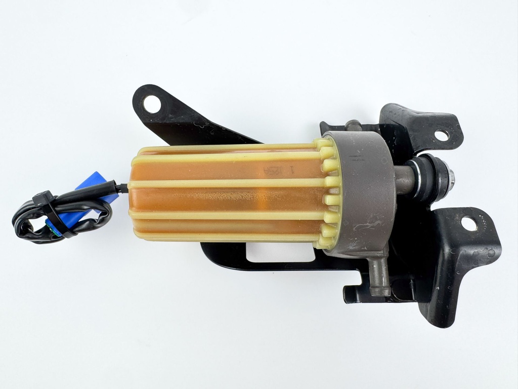 2010 Yamaha 250 HP 4 Stroke Outboard Fuel Filter Assembly 6P3-24560-20-00 OEM