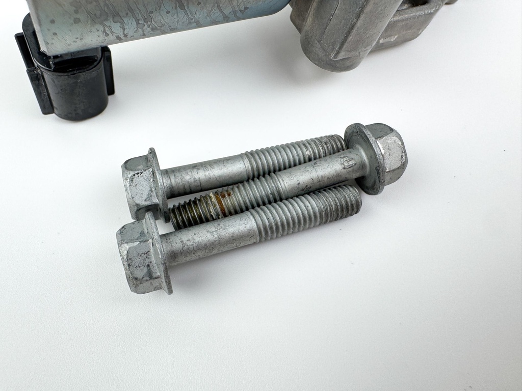 2010 Yamaha 250 HP 4 Stroke Outboard Solenoid Valve 6CB-86120-00-00 OEM