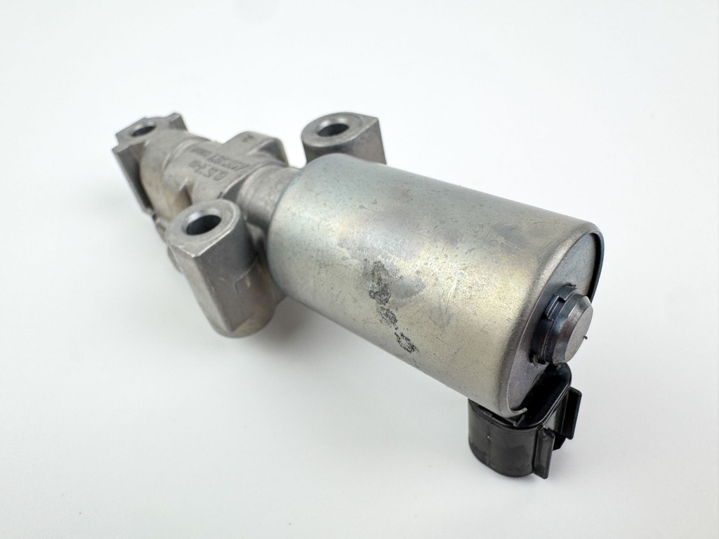 2010 Yamaha 250 HP 4 Stroke Outboard Solenoid Valve 6CB-86120-00-00 OEM