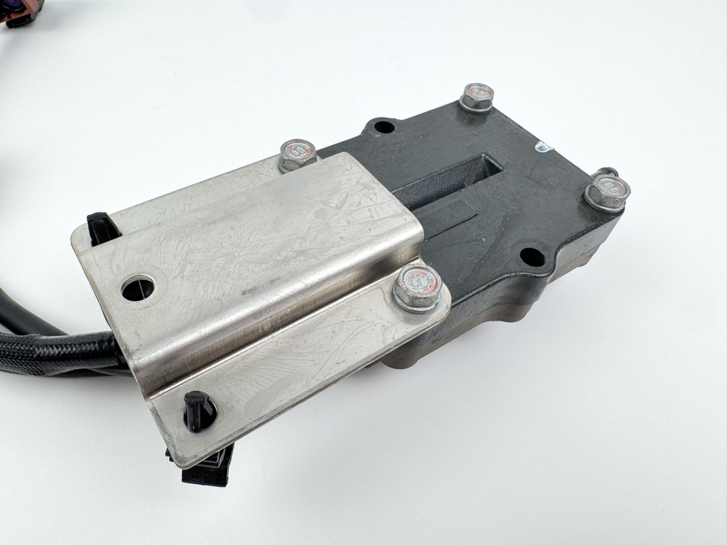 2010 Yamaha 250 HP 4 Stroke Outboard Rectifier & Regulator 6CB-81960-00-00 OEM