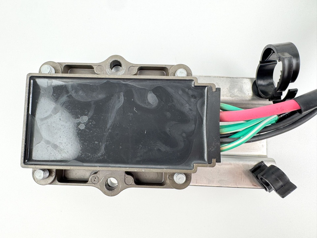 2010 Yamaha 250 HP 4 Stroke Outboard Rectifier & Regulator 6CB-81960-00-00 OEM