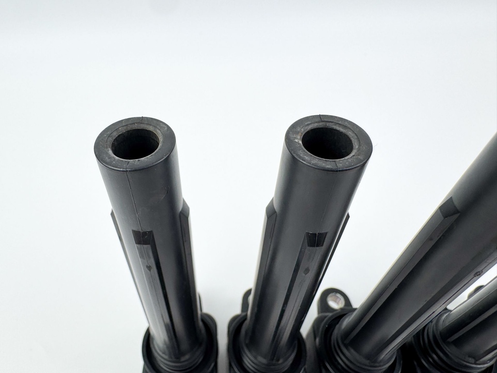 2010 Yamaha 250 HP 4 Stroke Outboard Ignition Coil Set 6CB-82310-00-00 OEM