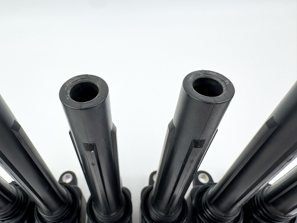 2010 Yamaha 250 HP 4 Stroke Outboard Ignition Coil Set 6CB-82310-00-00 OEM