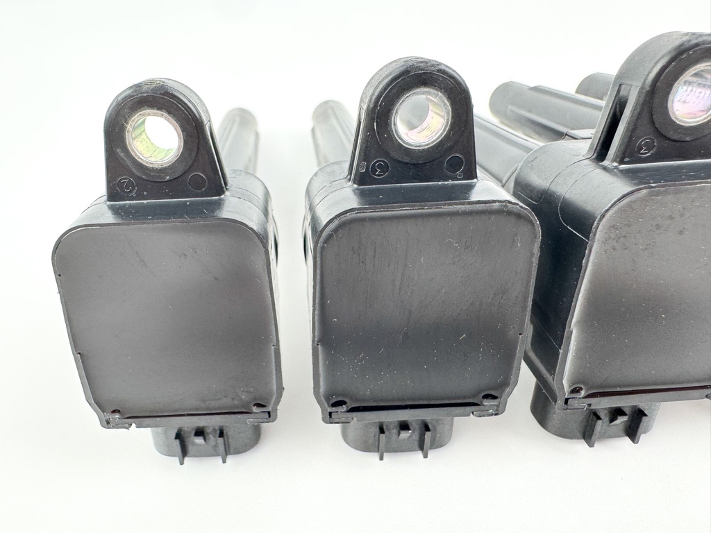 2010 Yamaha 250 HP 4 Stroke Outboard Ignition Coil Set 6CB-82310-00-00 OEM