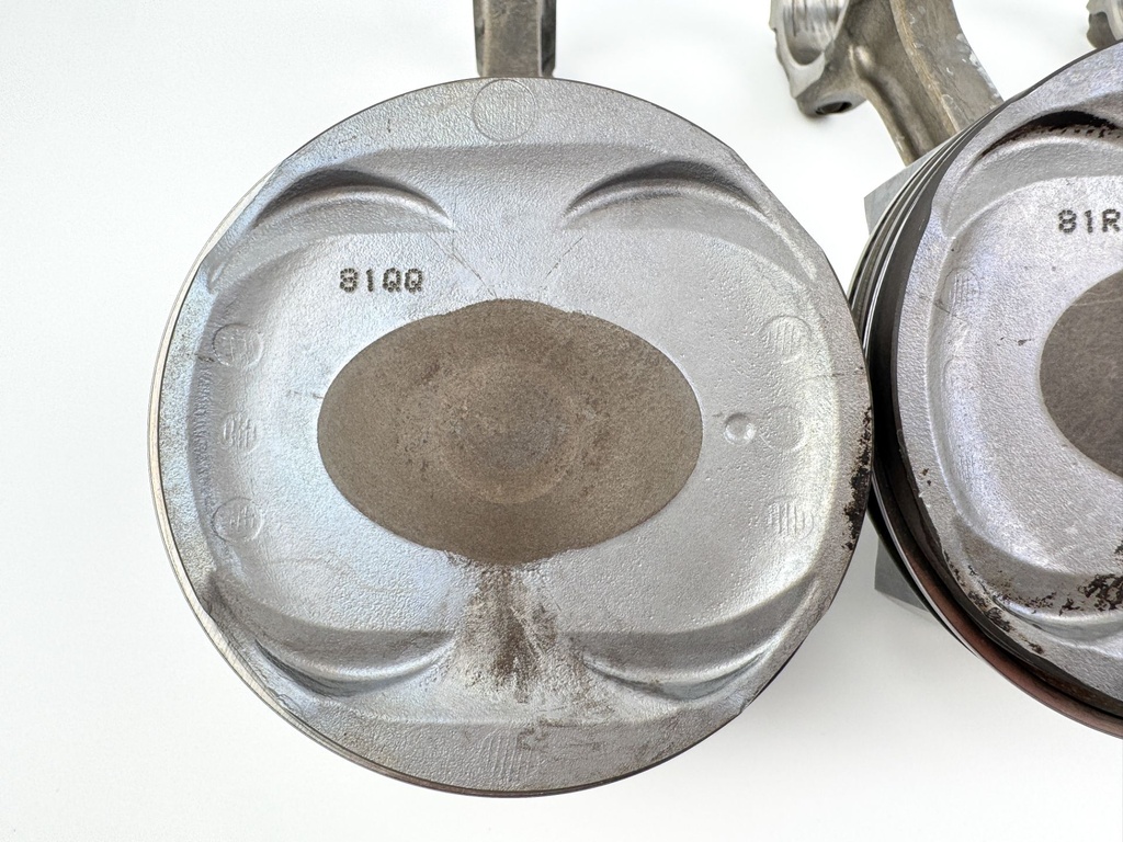 2010 Yamaha 250HP 4 Stroke Outboard Piston W/ Connecting Rod Set VMAX