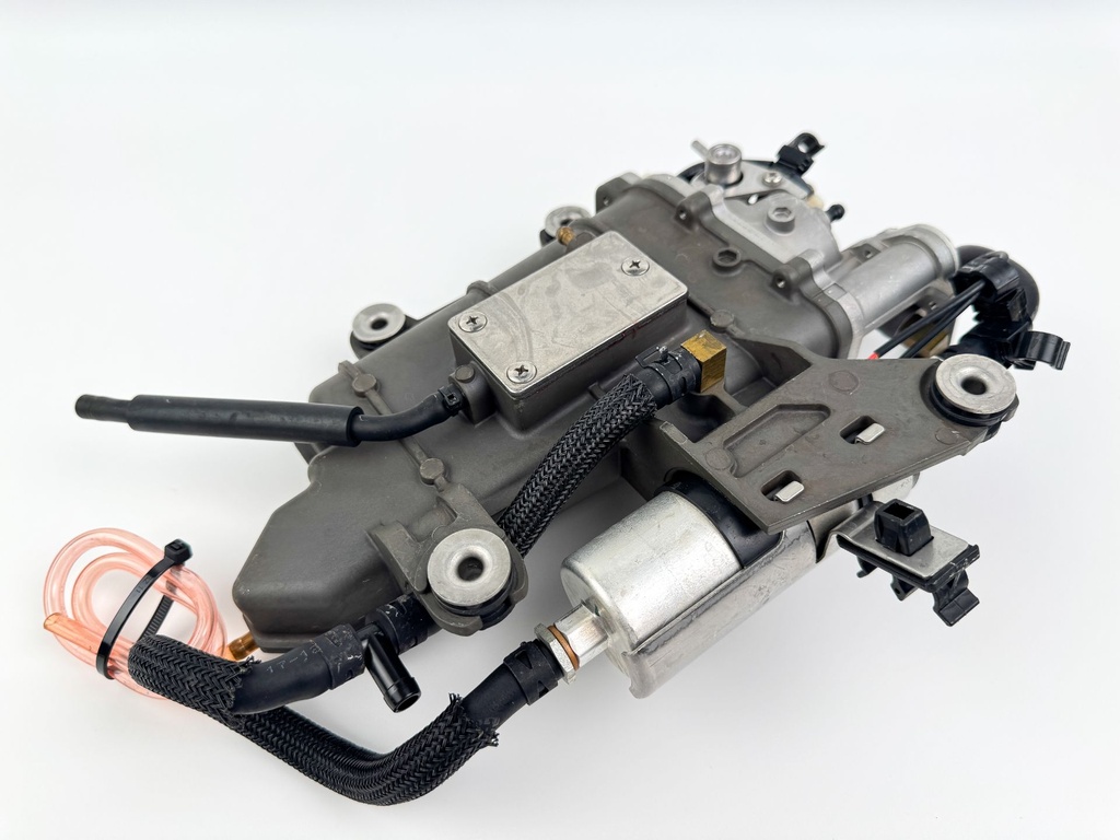 2010 Yamaha 250 HP 4 Stroke Outboard VST Float Chamber Assembly 6CB-14180-01-00 OEM