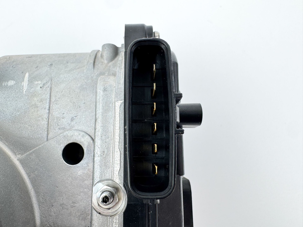 2010 Yamaha 250 HP 4 Stroke Outboard Throttle Body Assembly 6CB-13751-00-00 OEM