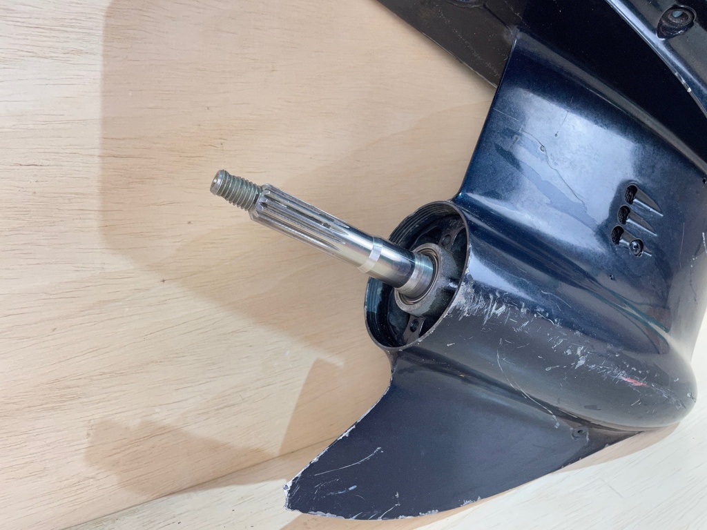 Evinrude Etec 40HP 50HP 60HP Lower Unit Gearcase 20" Shaft Blue 5006558 5009330