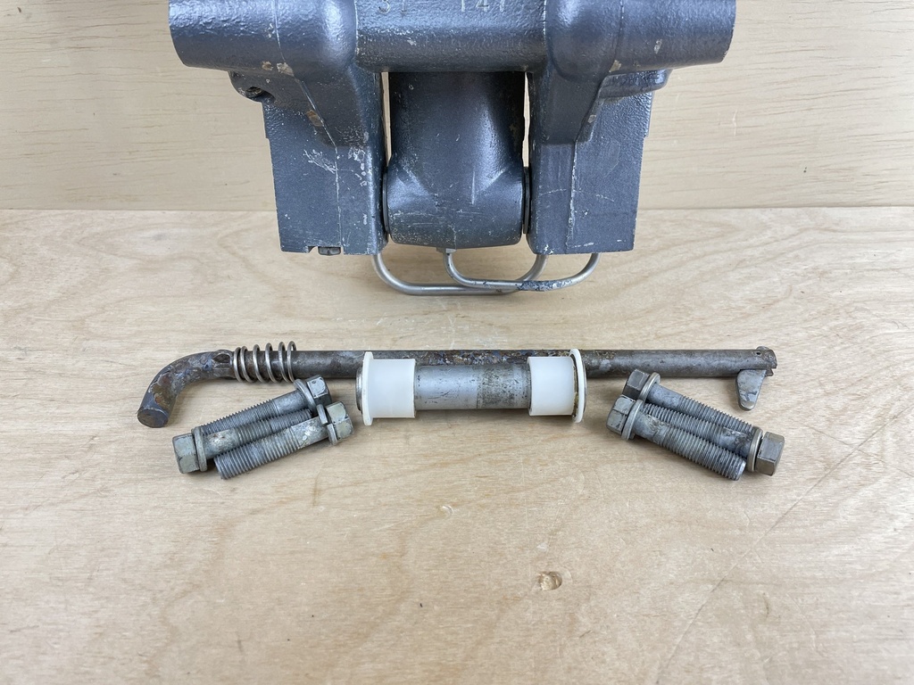 Yamaha 90HP 2 Stroke Outboard Power Trim & Tilt Unit Assembly 6H1-43800-1A-8D