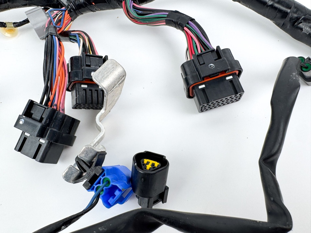 2010 Yamaha 250HP 4 Stroke Outboard Engine Wire Harness 6CB-82590-00-00 Vmax