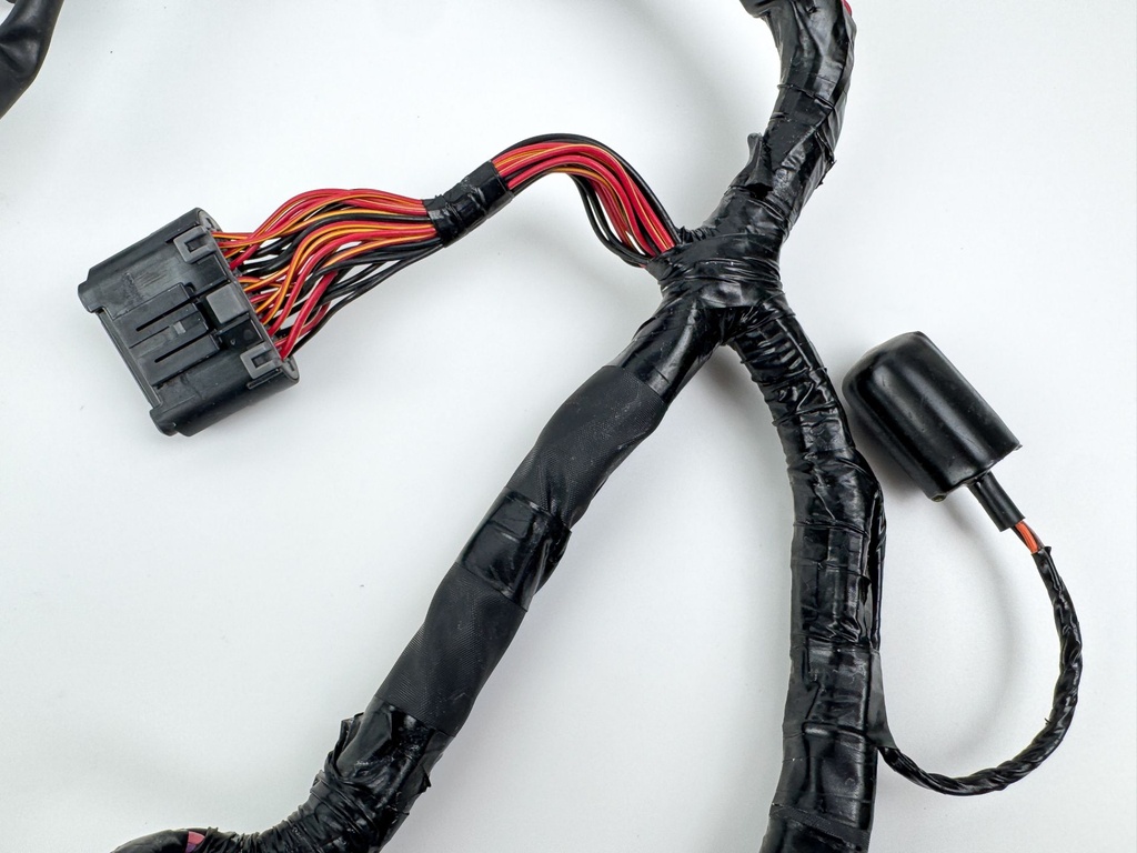 2010 Yamaha 250HP 4 Stroke Outboard Engine Wire Harness 6CB-82590-00-00 Vmax