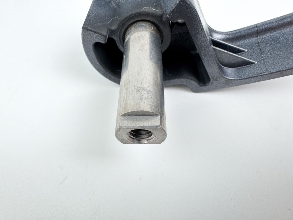 2010 Yamaha 250 HP 4 Stroke Outboard Latch Handle Set 6CB-42817-01-8D OEM