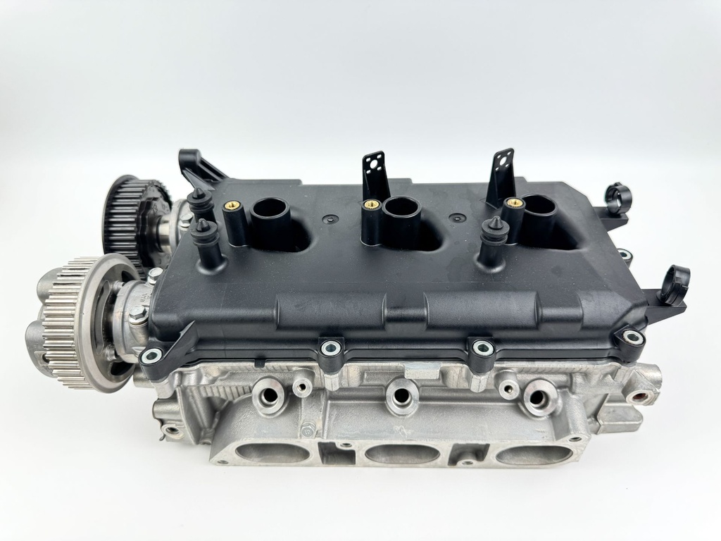 2010 Yamaha 250 HP 4 Stroke Outboard Port Cylinder Head 6CB-W009C-00-00 OEM