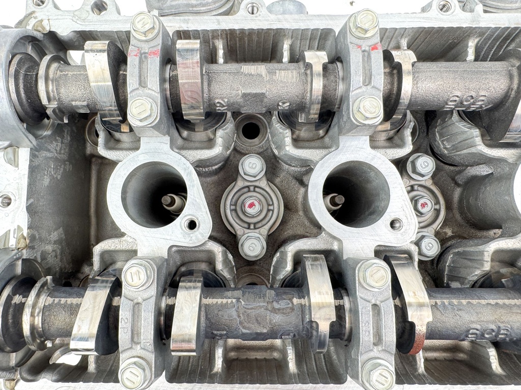 2010 Yamaha 250 HP 4 Stroke Outboard Port Cylinder Head 6CB-W009C-00-00 OEM