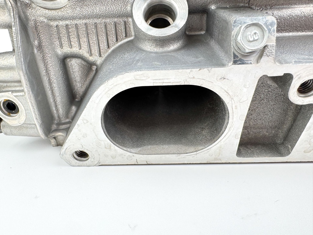 2010 Yamaha 250 HP 4 Stroke Outboard Port Cylinder Head 6CB-W009C-00-00 OEM