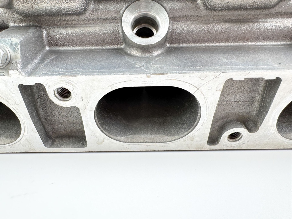 2010 Yamaha 250 HP 4 Stroke Outboard Port Cylinder Head 6CB-W009C-00-00 OEM