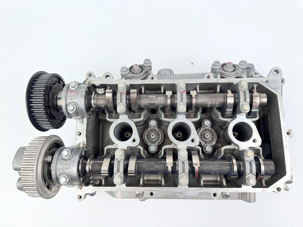 2010 Yamaha 250 HP 4 Stroke Outboard Port Cylinder Head 6CB-W009C-00-00 OEM