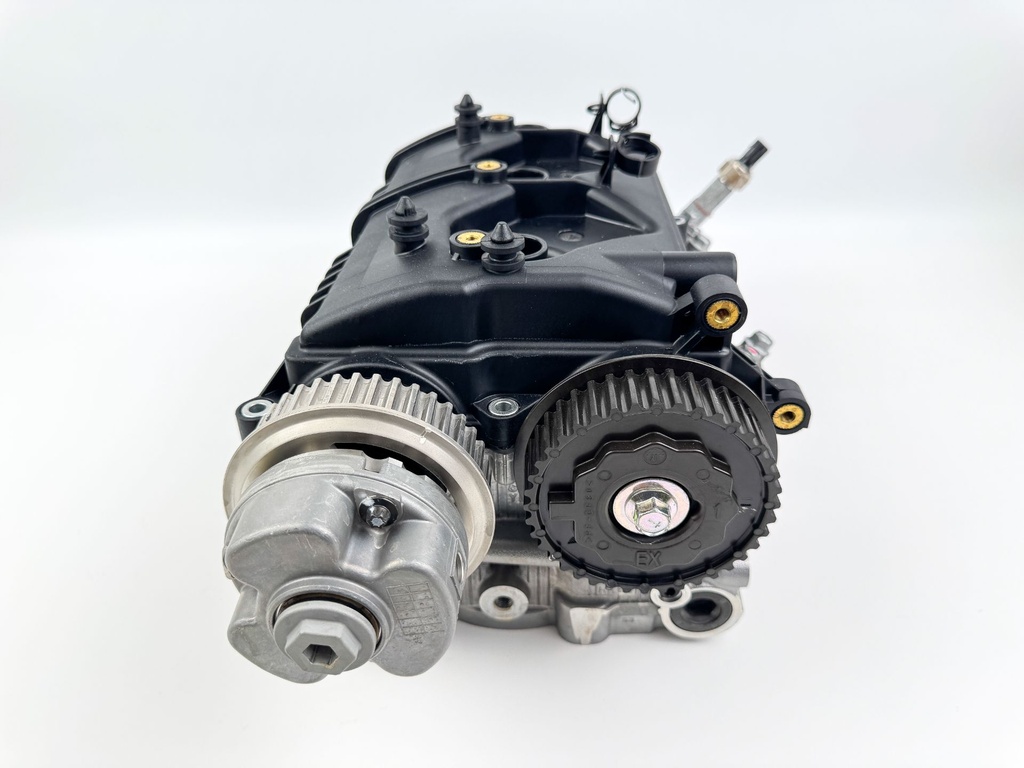 2010 Yamaha 250HP 4 Stroke Outboard Starboard Cylinder Head 6CB-W009A-00-00 Vmax