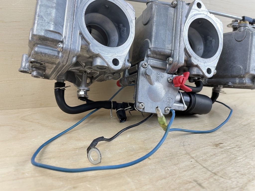 1994 Yamaha 90HP 2 Stroke Carburetor Set Top Bottom Middle