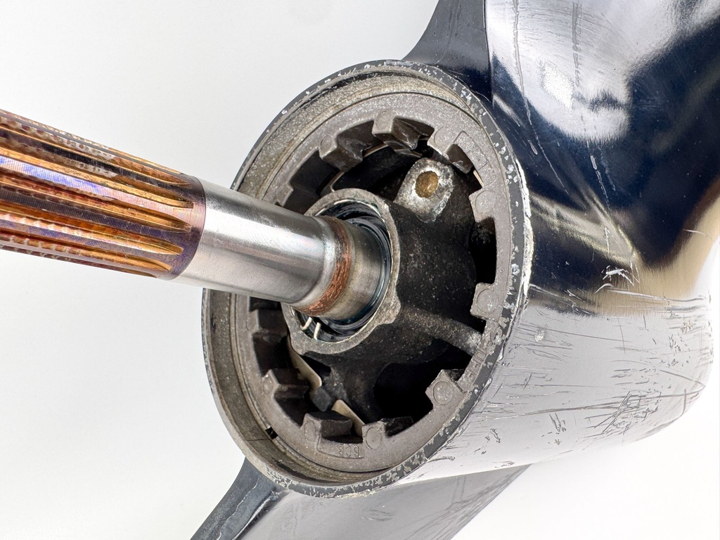 2010+ Yamaha VF 200 225 250 HP SHO VMAX 20" Outboard Lower Unit Gear Case