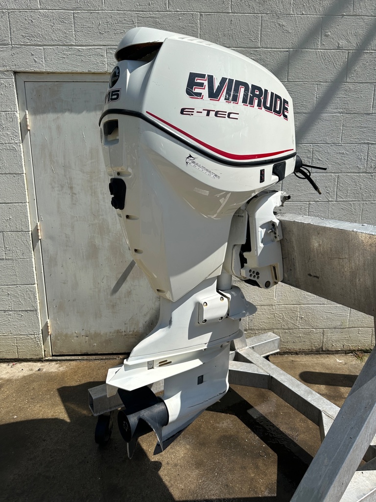 2008 Evinrude 115HP Etec 2 Stroke Outboard Engine W/ 25" Shaft E115DPXSCR