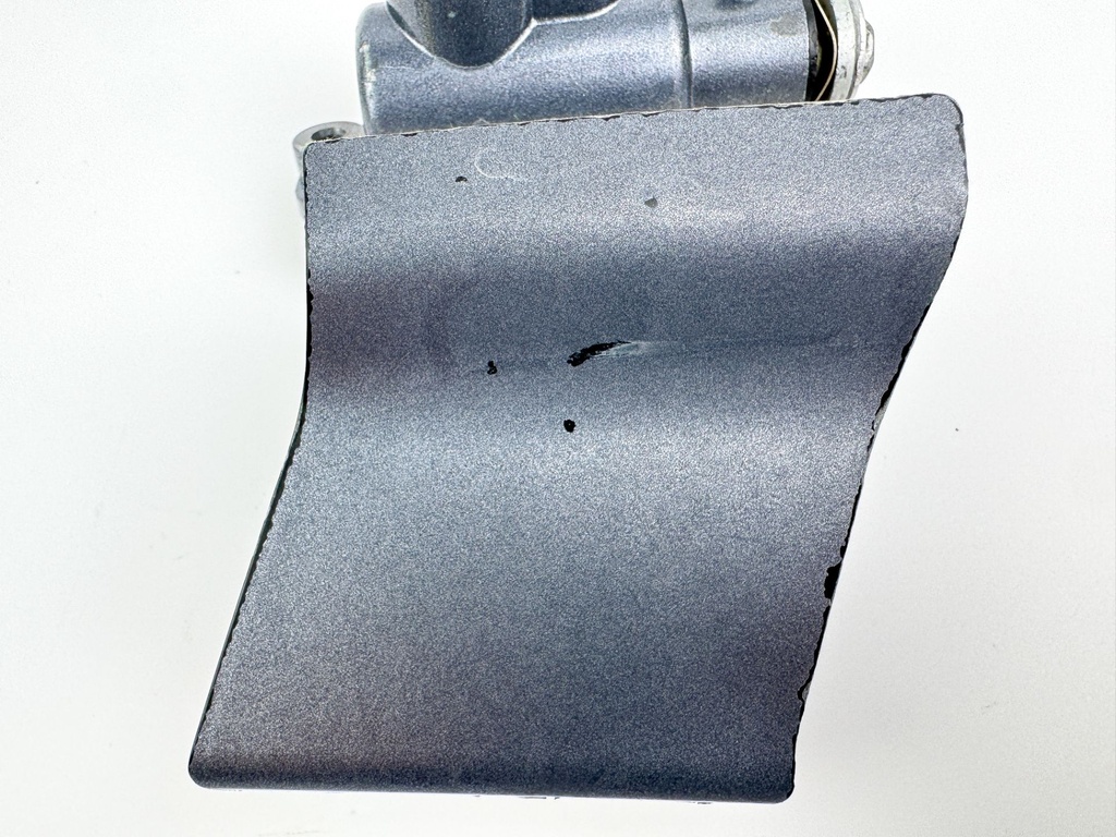 2002 Yamaha 225 HP 4 Stroke Outboard Latch Handle Set 69J-42816-00-8D OEM