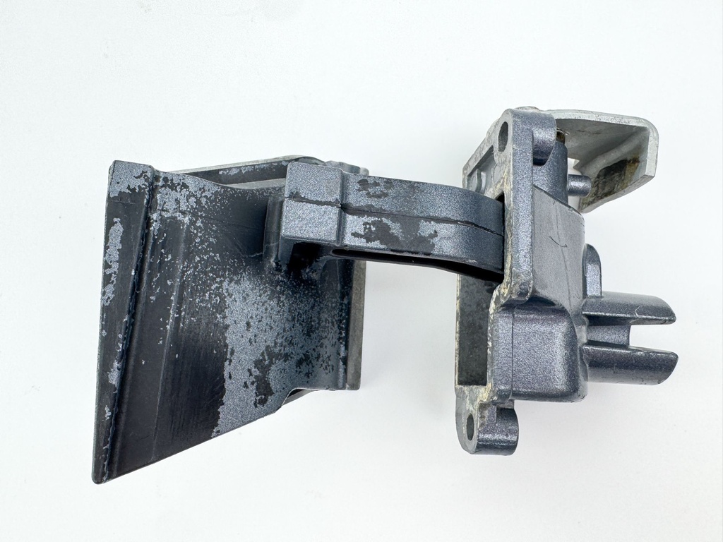 2002 Yamaha 225 HP 4 Stroke Outboard Latch Handle Set 69J-42816-00-8D OEM