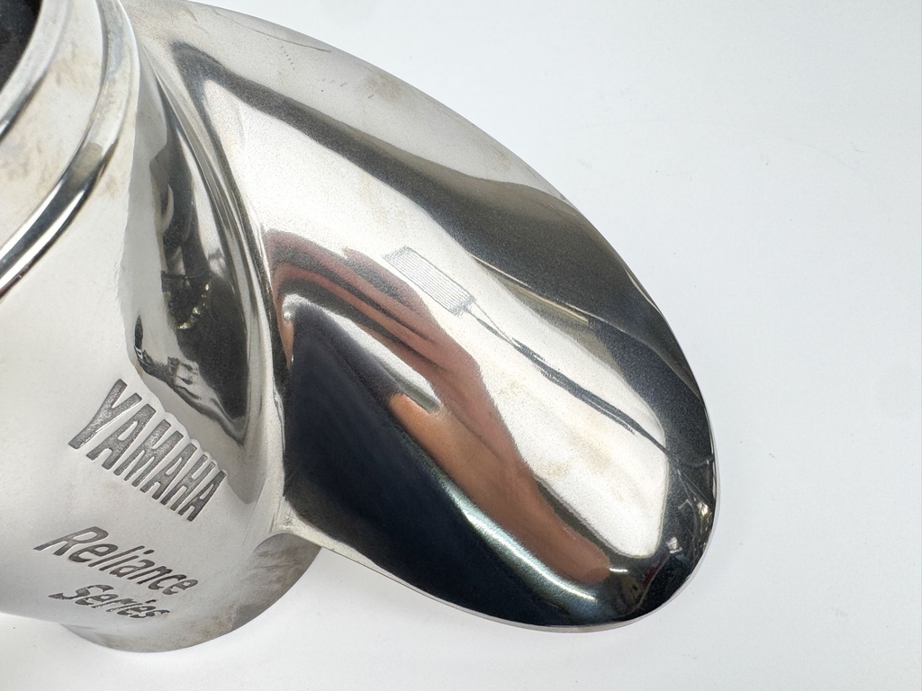 Yamaha Reliance Series 18-ML 14 1/4" x 18P Stainless Steel Propeller - New