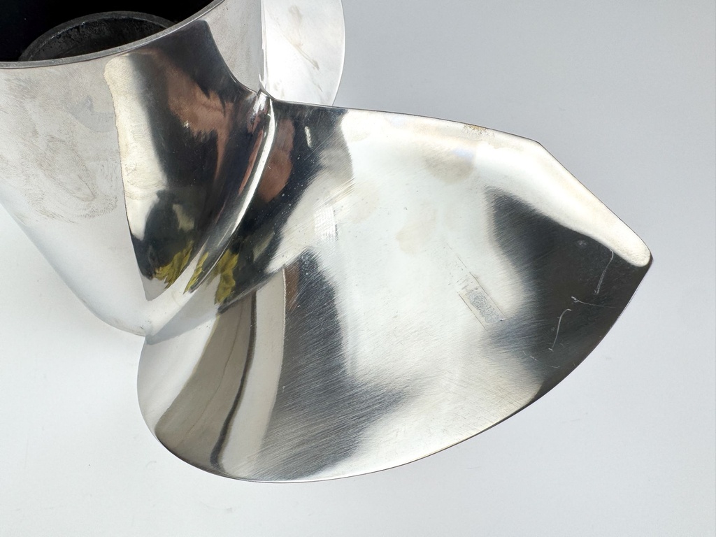 Evinrude Johnson Ballistic Stainless Steel Prop Propeller 345933 14 1/2 x 19