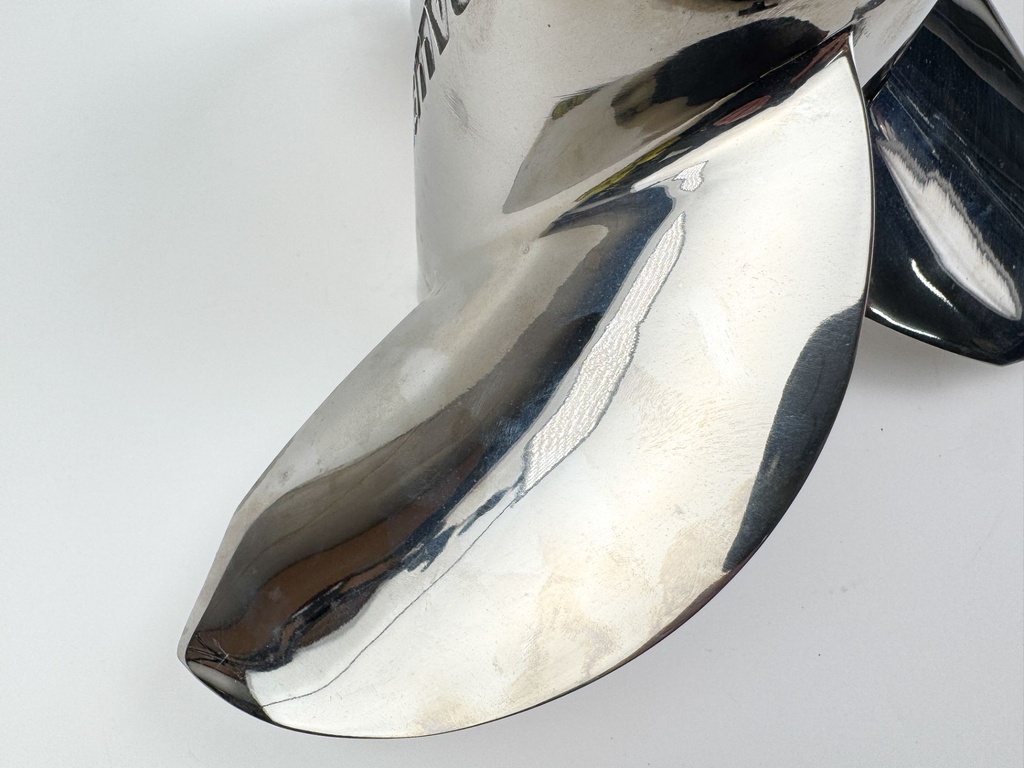 Evinrude Johnson Ballistic Stainless Steel Prop Propeller 345933 14 1/2 x 19