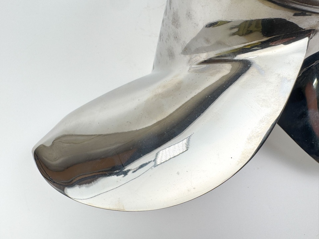 Evinrude Johnson Ballistic Stainless Steel Prop Propeller 345933 14 1/2 x 19